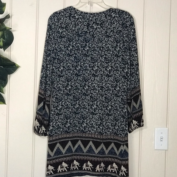 Altar’d State LS Multicolor Design Dress Elephants Flower Floral 
XS 0 2 
Rayon - Picture 8 of 14